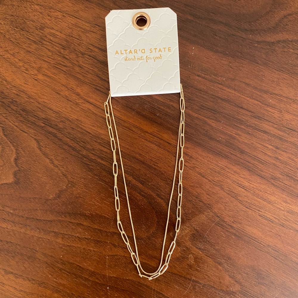NWT Gold Altar’d State Necklace